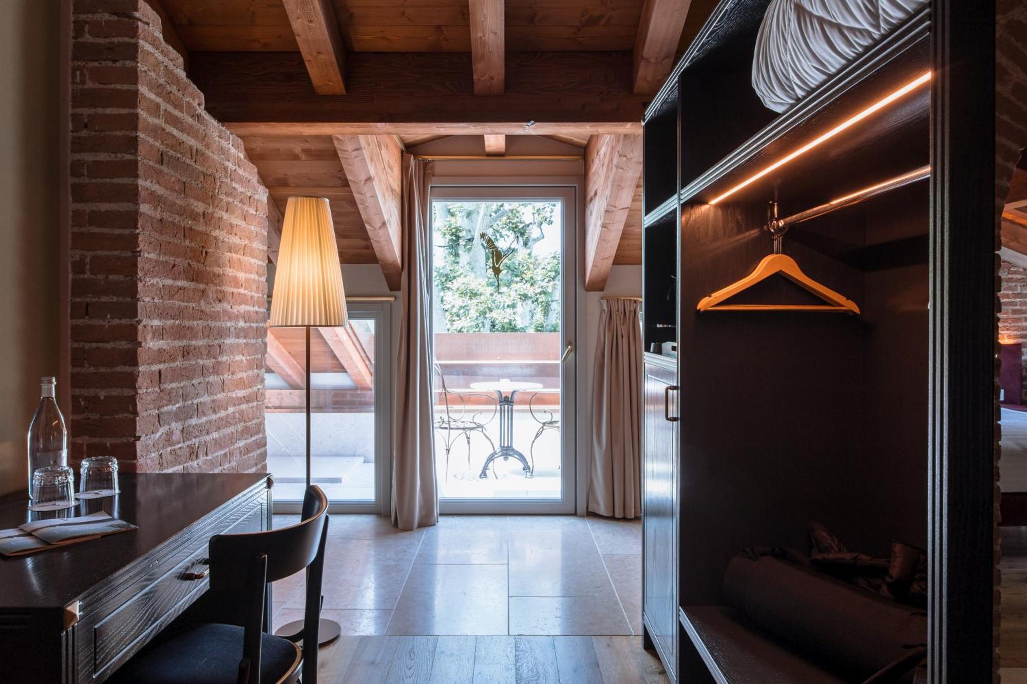 Pavillon Suite & Apartments Peschiera del Garda Exteriör bild