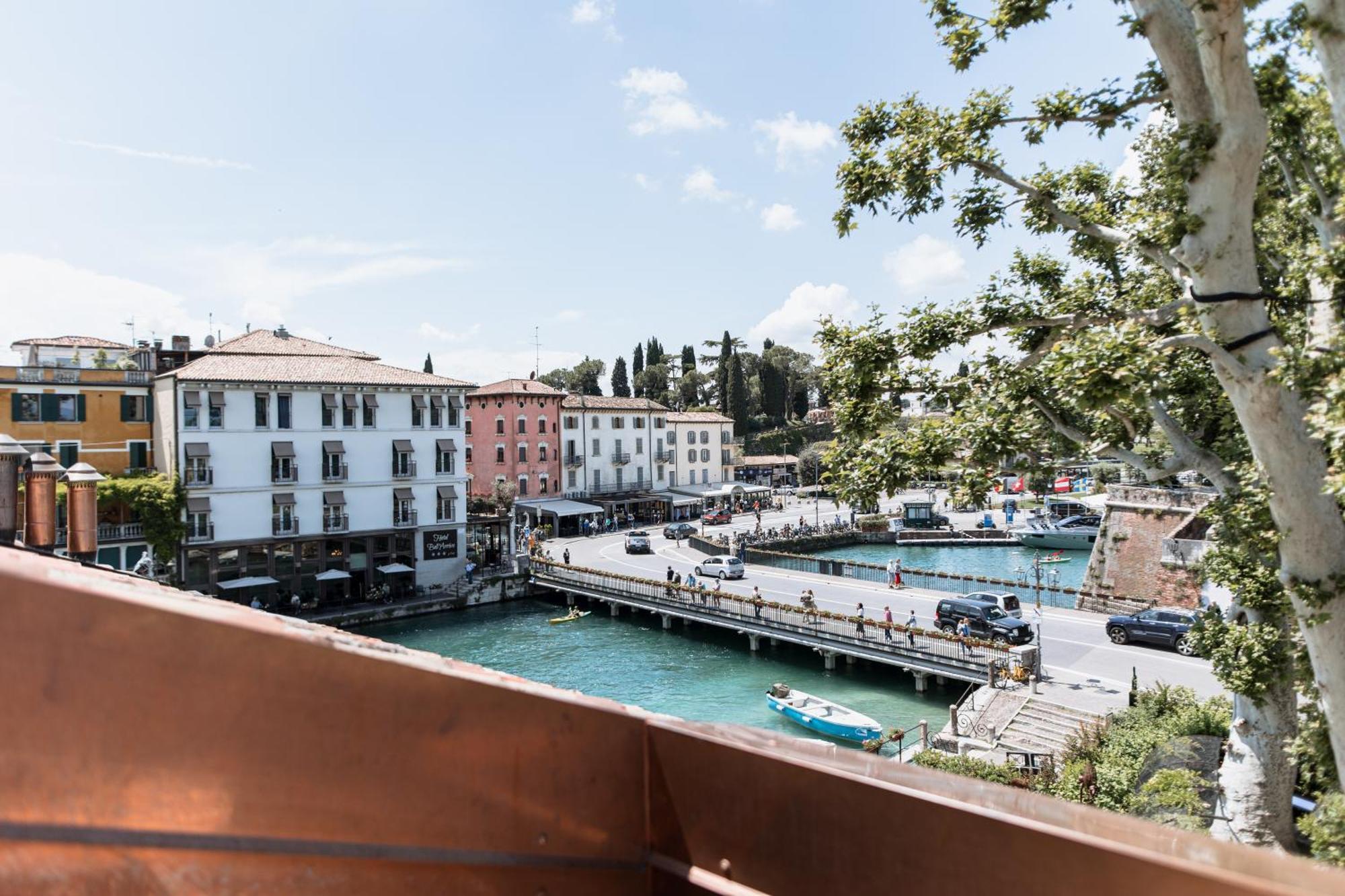 Pavillon Suite & Apartments Peschiera del Garda Exteriör bild