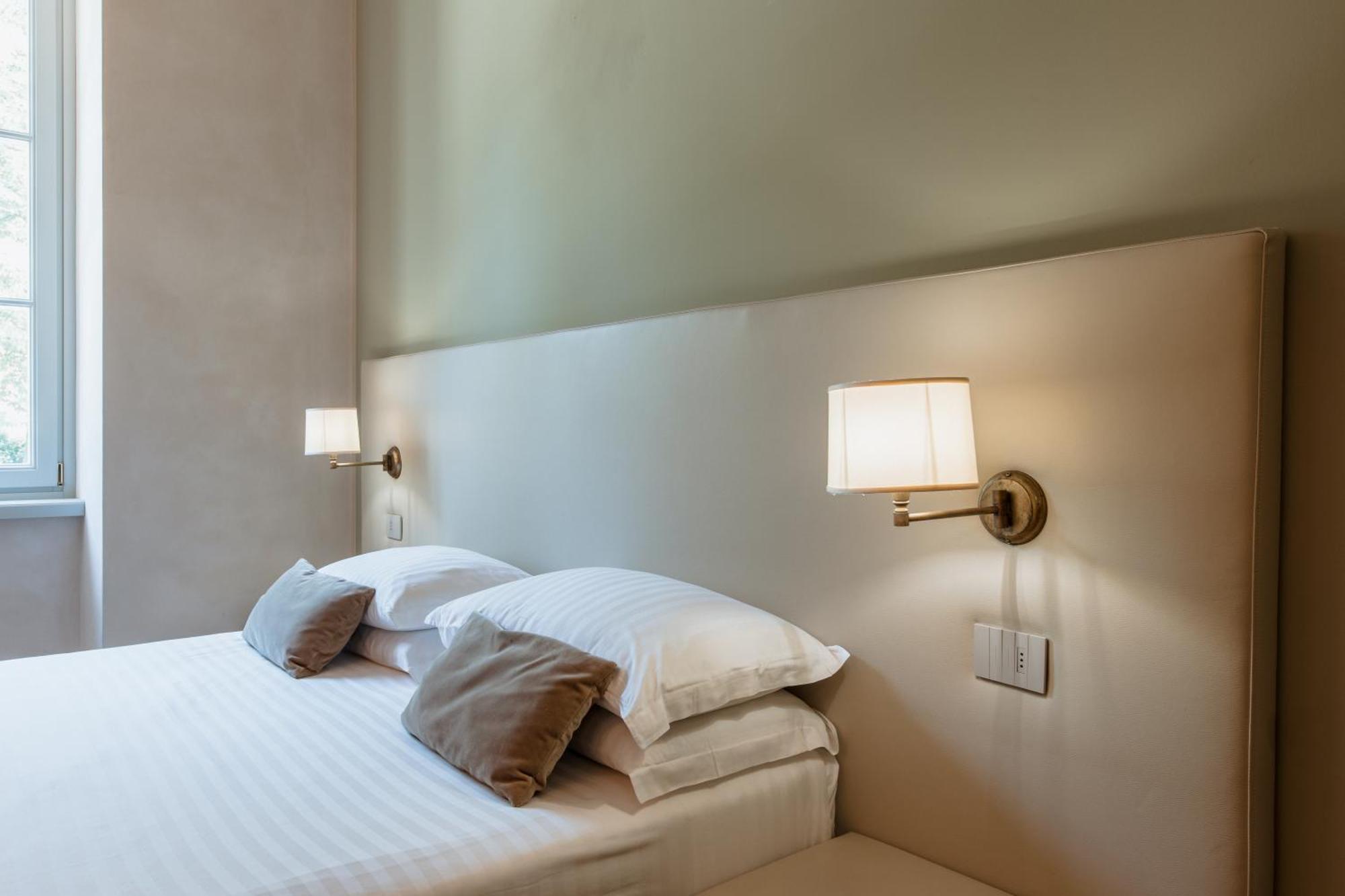 Pavillon Suite & Apartments Peschiera del Garda Exteriör bild