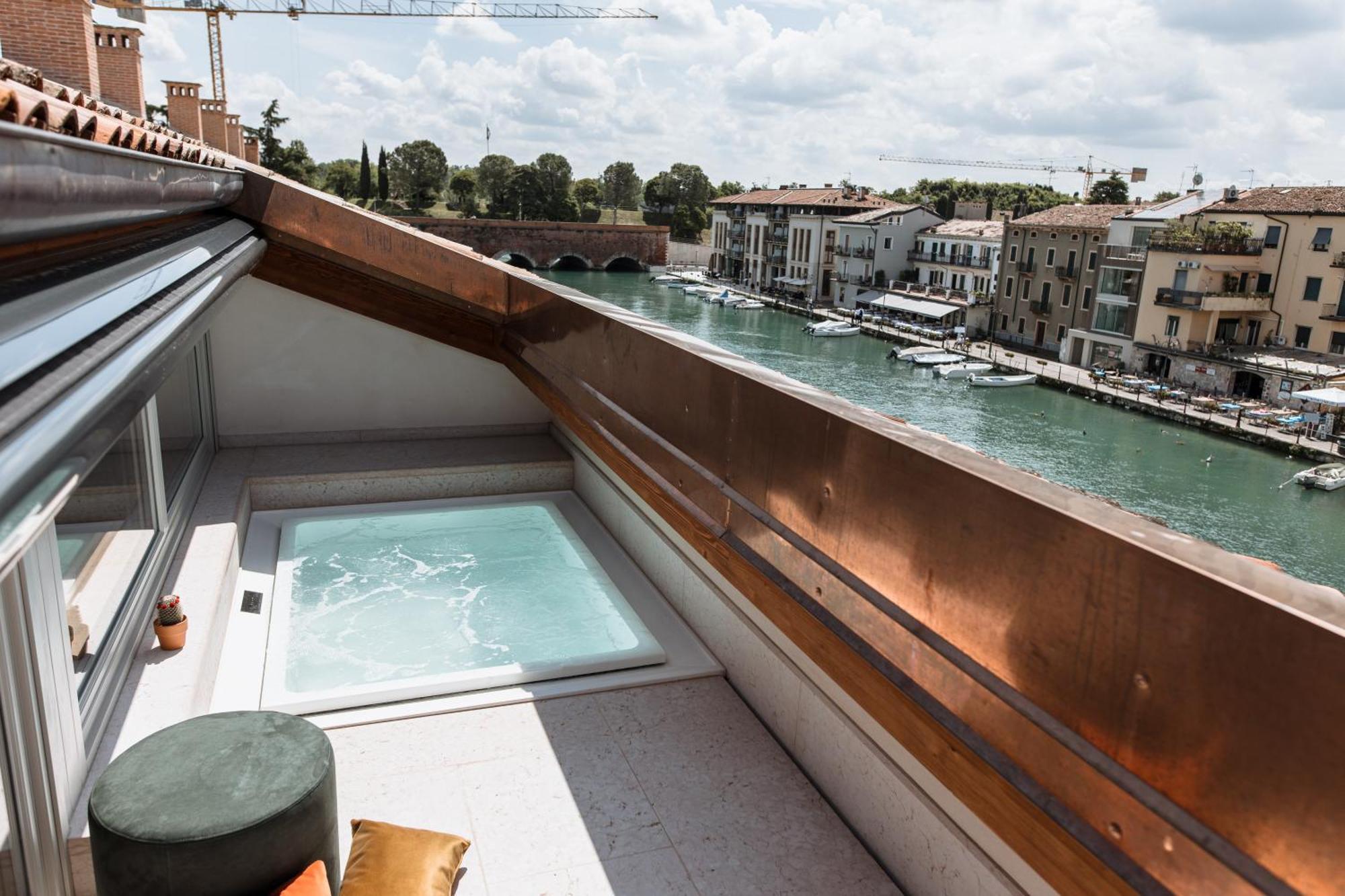 Pavillon Suite & Apartments Peschiera del Garda Exteriör bild