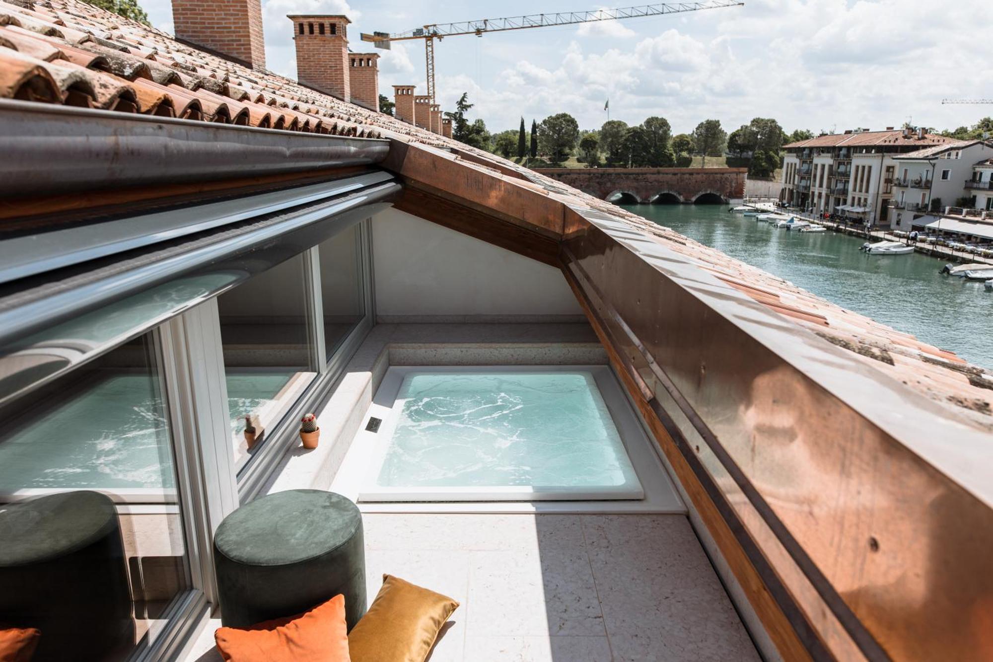 Pavillon Suite & Apartments Peschiera del Garda Exteriör bild